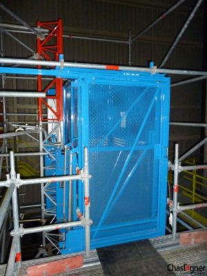 porte-coulissante-pour-ascenseur-de-chantier-800kg-1
