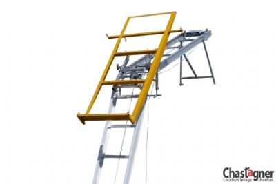 porteplaques-vertical-pour-echelle-montemateriaux-1